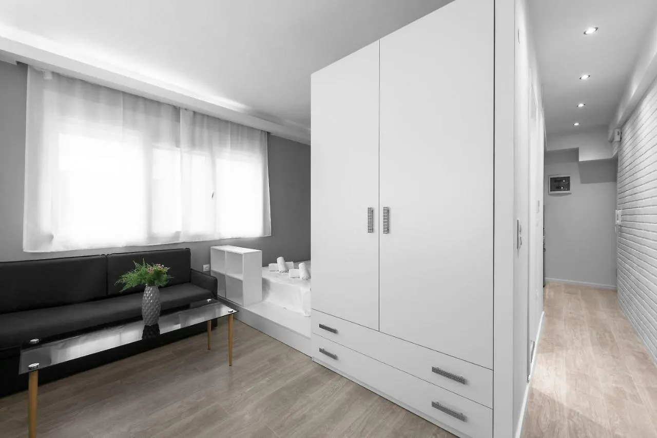 Denizen Boutique Apartments, Nilie Hospitality Mgmt Thessaloniki Apartment